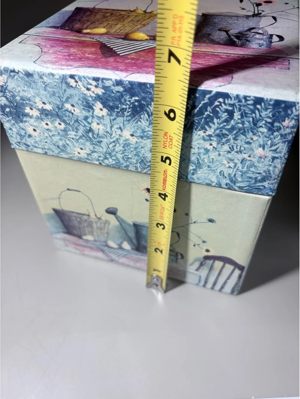 Vintage Floral Square Gift Box with Lid, Still Life Basket Design, 6x6x5.5